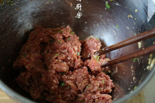 红椒酿牛肉(红椒 里面塞牛肉)(图8)