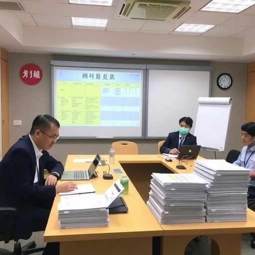 上海市杨浦区食药安办召开杨浦区校园食堂第三方食品安全风险评估总结会(图1)